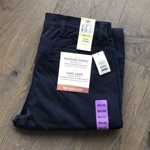 Free - Dockers Washed Khaki